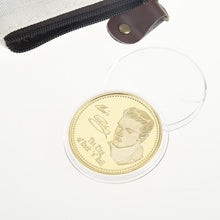 Load image into Gallery viewer, Elvis Presley Commemorative Coin 1935-1977 The King of N Rock Roll