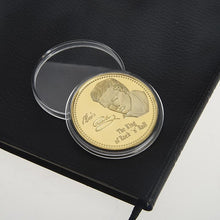 Load image into Gallery viewer, Elvis Presley Commemorative Coin 1935-1977 The King of N Rock Roll